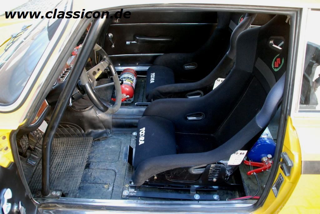 1967_Alfa-Romeo-GT-1300-corsa-07