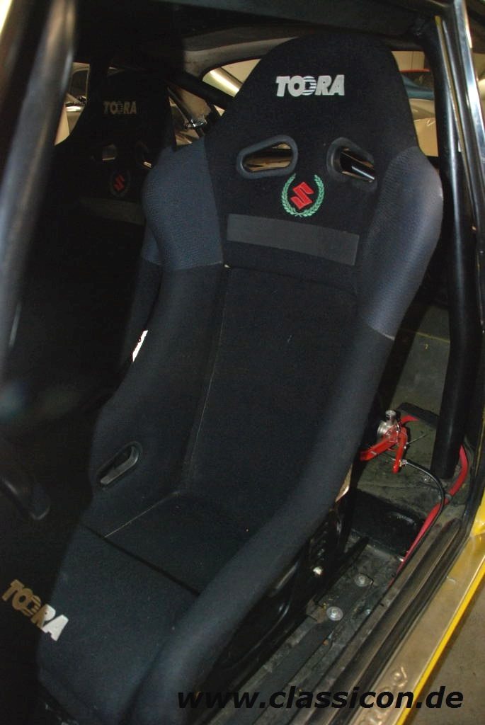 1967_Alfa-Romeo-GT-1300-corsa-09