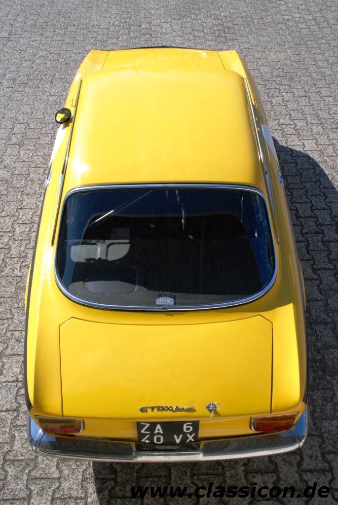 1967_Alfa-Romeo-GT-1300-corsa-24