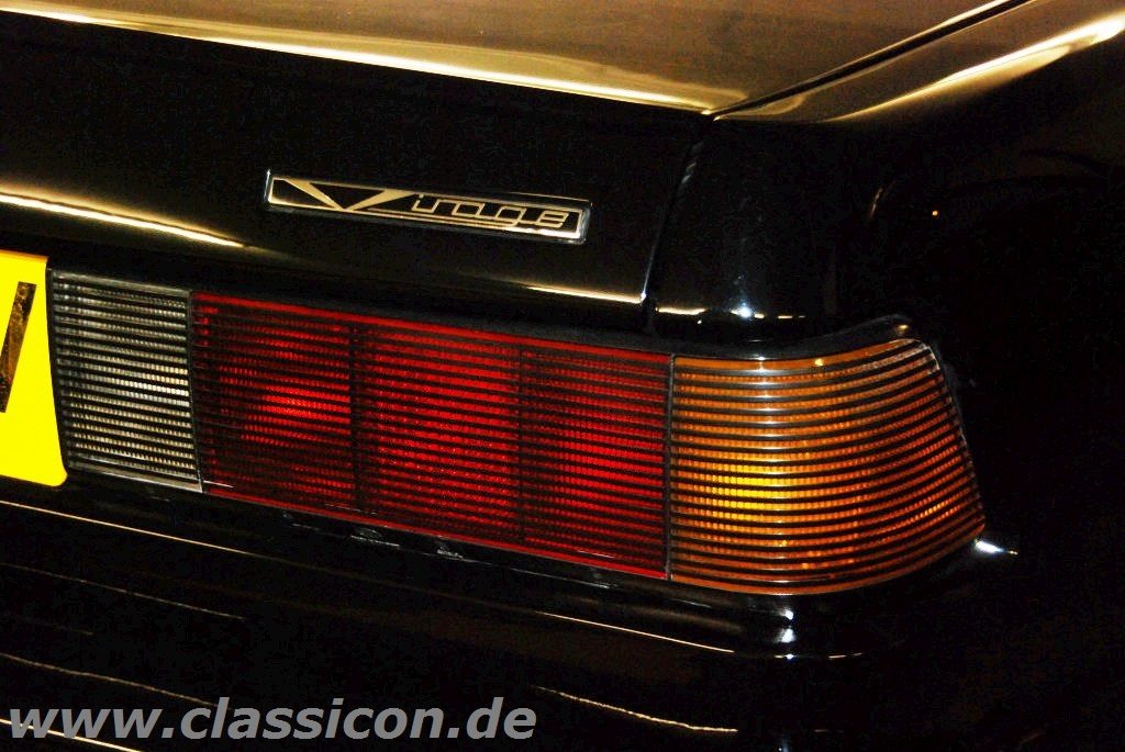1990_Aston-Martin Virage-39