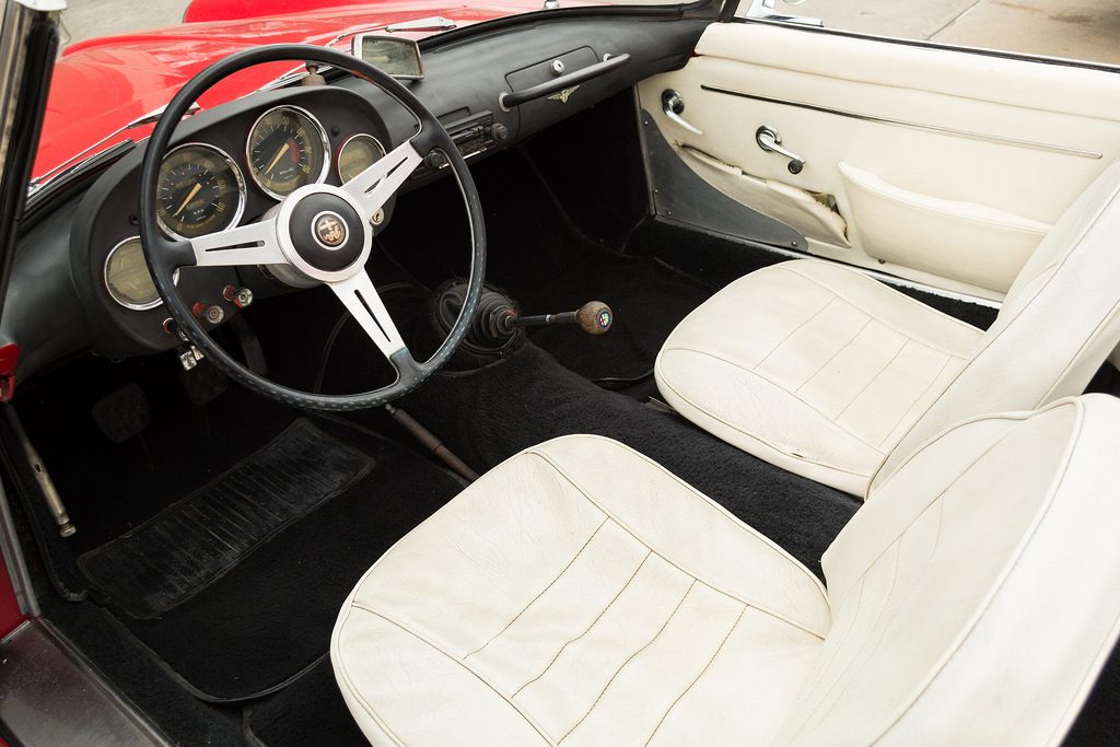 1962 - ALFA ROMEO 2000 Touring Spider - 02