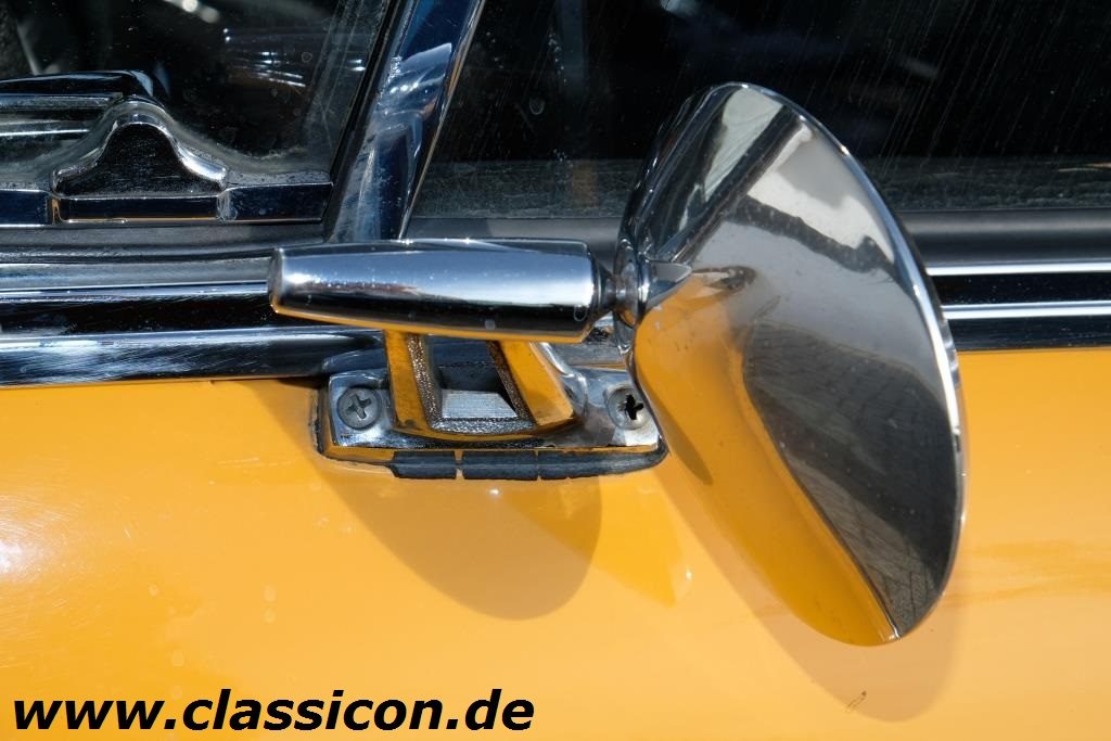 1970 - MG B GT Mk II - 08