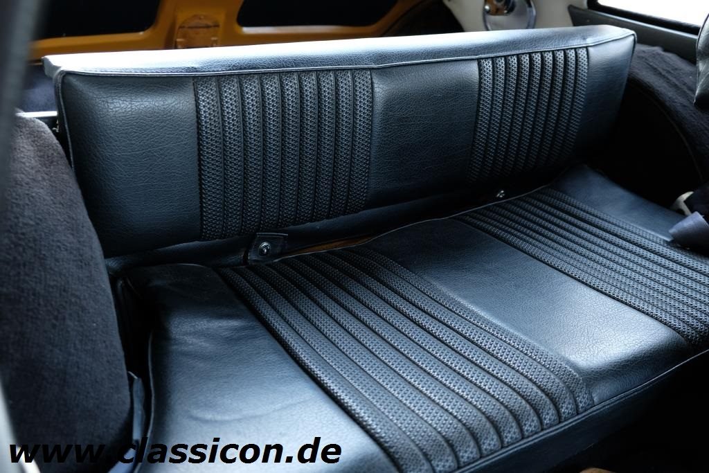 1970 - MG B GT Mk II - 26