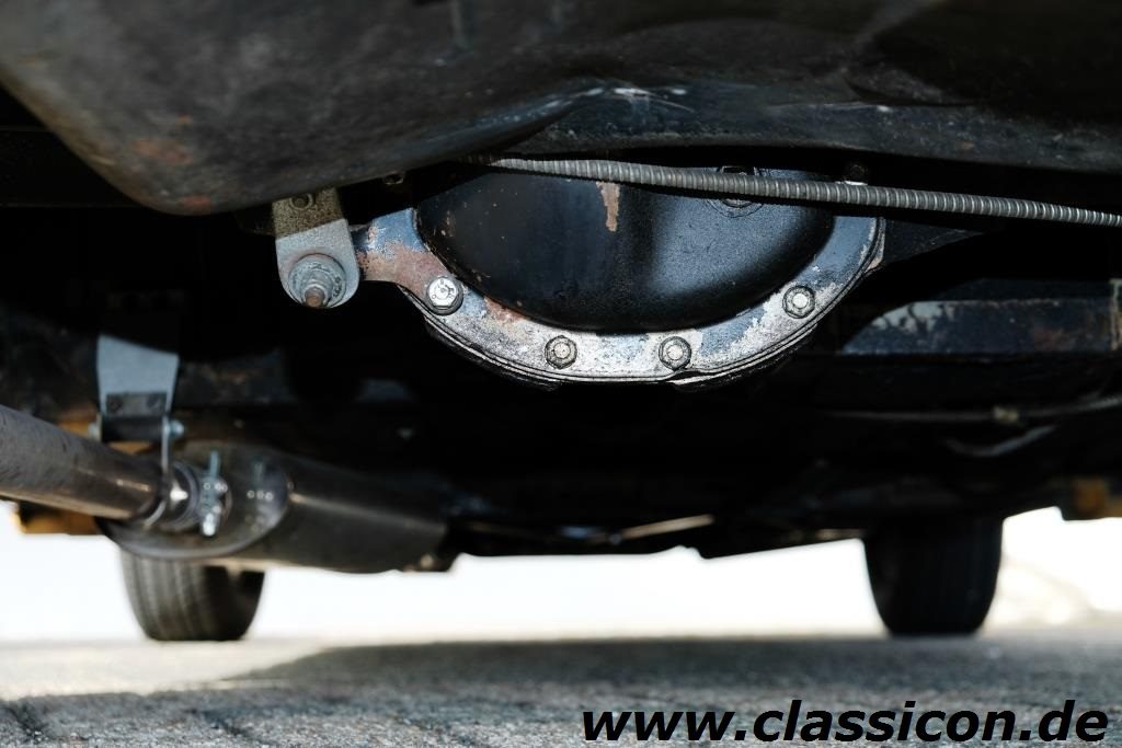 1970 - MG B GT Mk II - 39